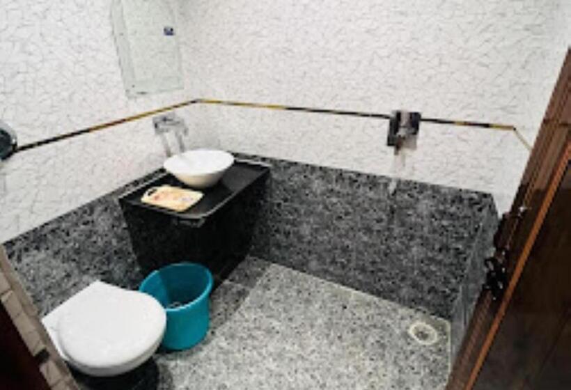 חדר דלוקס, Awadh Hotel Ayodhya