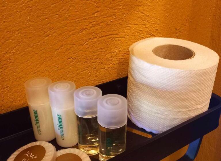 בקתה, Bar Horizon Hostel