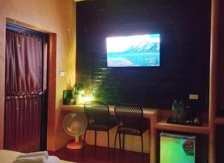 Хижина, Bar Horizon Hostel