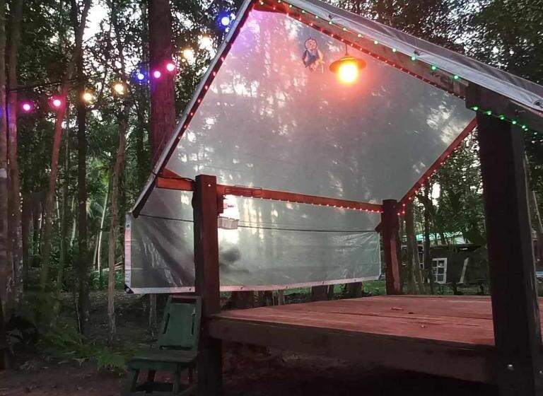 Standard Tent, Bar Horizon Hostel