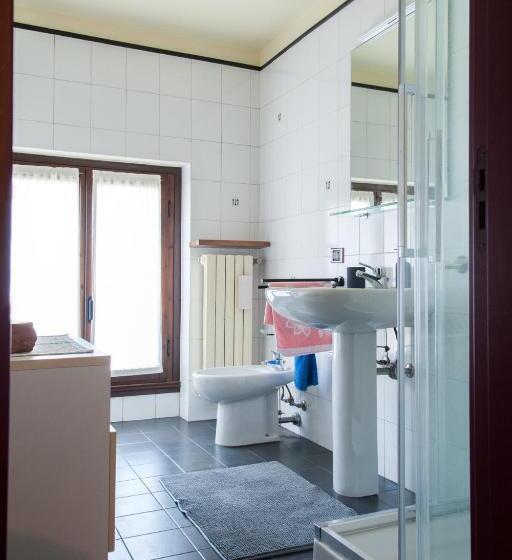 اتاق استاندارد, B&b Mi Casa Tu Casa