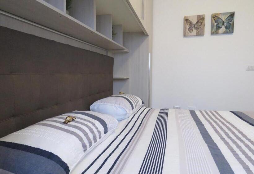 غرفة قياسية, Assago Forum Apartment