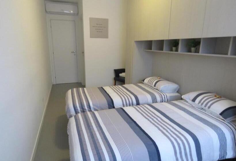 غرفة قياسية, Assago Forum Apartment