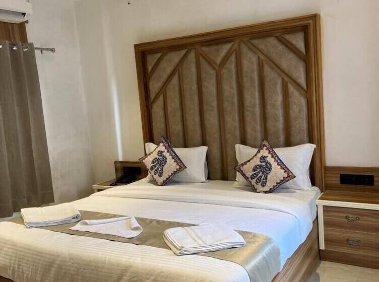 デラックスルーム, Amoraya Udaipur