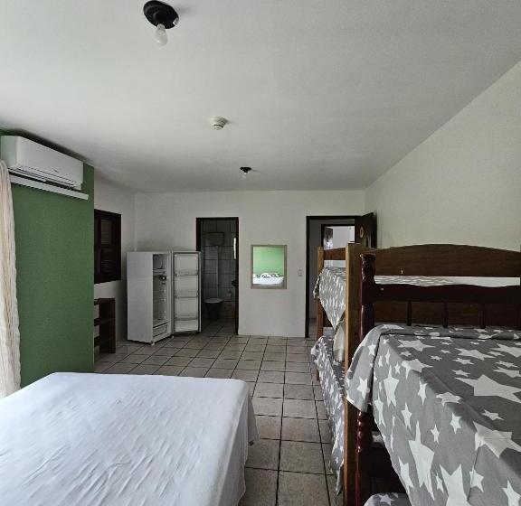 סוויטה משפחתית, Recanto Das Ondas