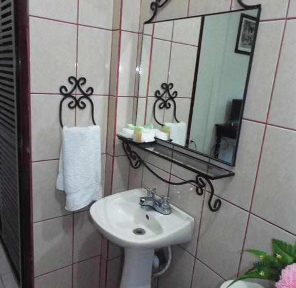 اتاق استاندارد, Rual S