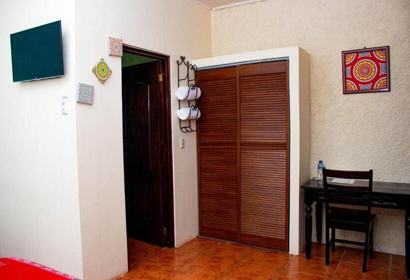 اتاق استاندارد با 2 تخت دوبل, Rual S