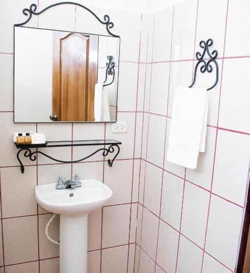 اتاق استاندارد با 2 تخت دوبل, Rual S