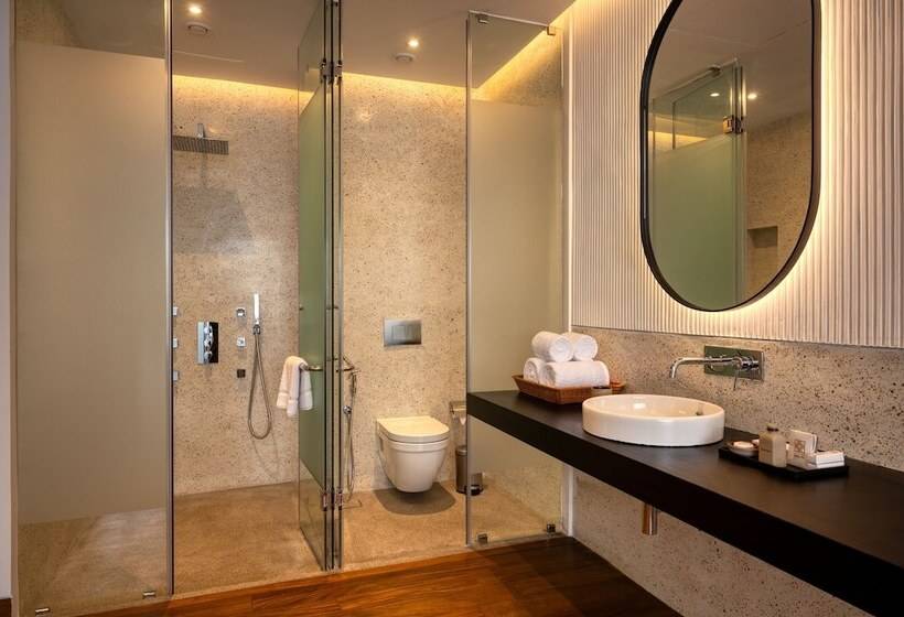 スーペリアールーム, Taprobane House