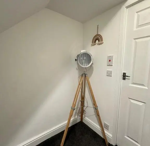 اتاق لوکس, Lovely Town House Room 2