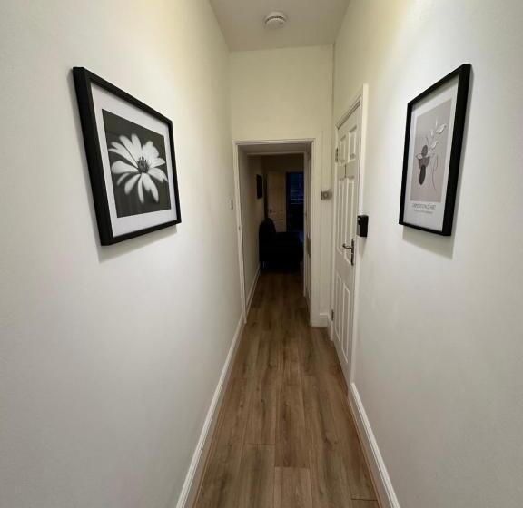 豪华房间, Lovely Town House Room 2