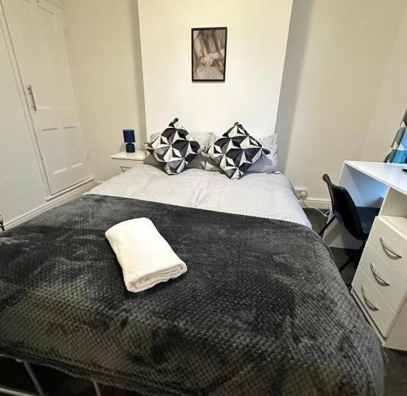 豪华房间, Lovely Town House Room 2