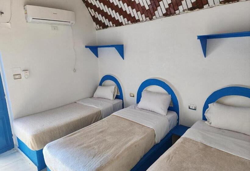 اتاق استاندارد سه نفره, Endo Mando