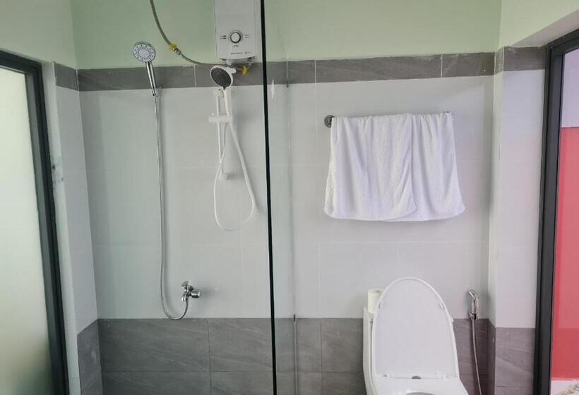 بانگلوی استاندارد, Texas Corner Resort