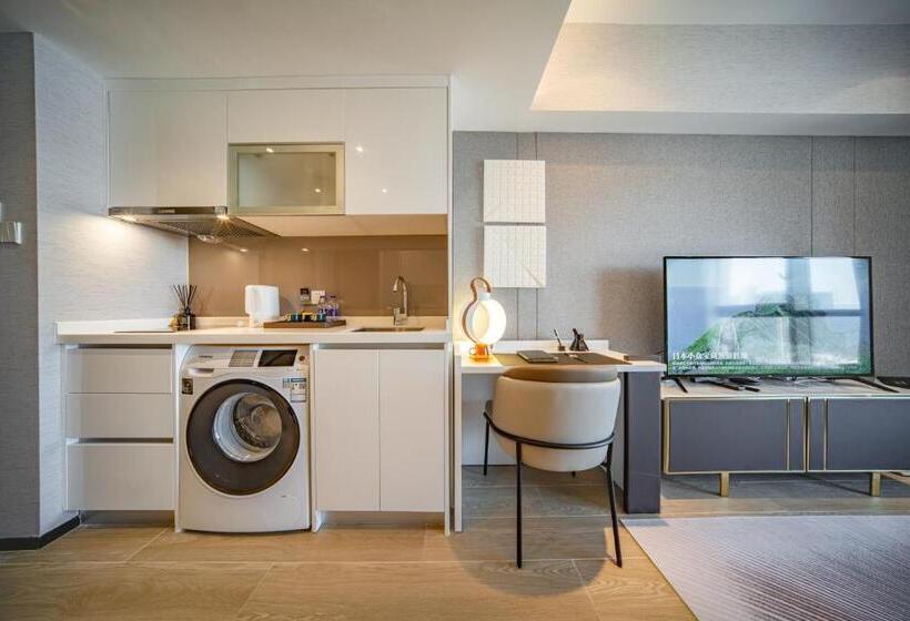 Pokój Deluxe Łóżko King Size, Boruisi Executive Apartment