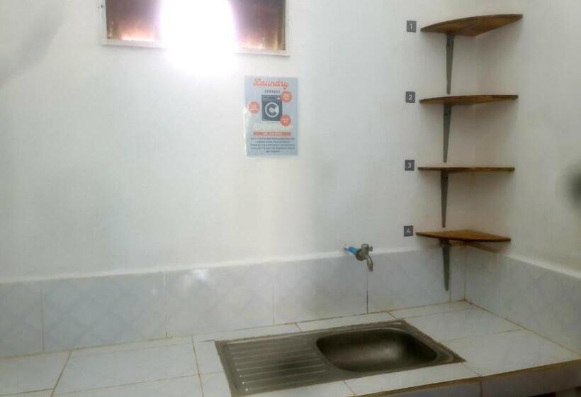 سرير فى غرفة مشتركه, Vimeanz @bohemiaz