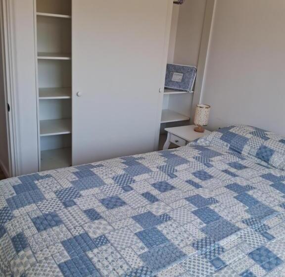 디럭스 룸, Azul Petroleo