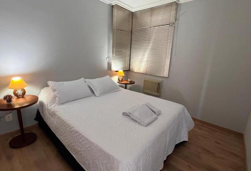 إستوديو قياسى, Flat Saint Charles