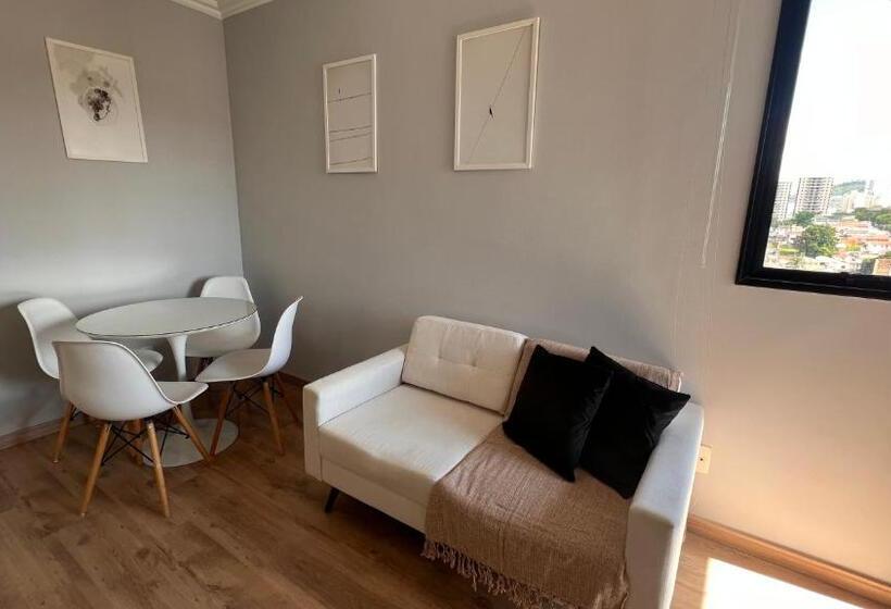 إستوديو قياسى, Flat Saint Charles