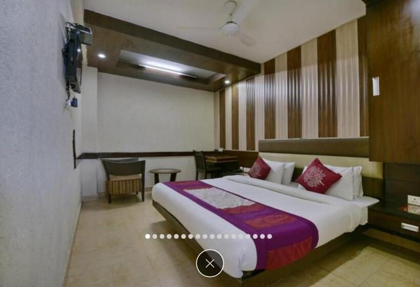 Номер Стандарт, Crown Royale