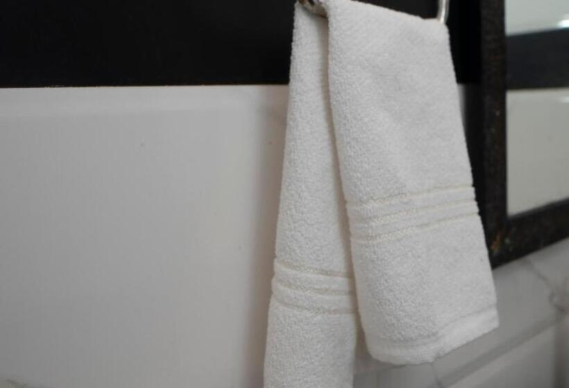 חדר דלוקס, Kareda Regency