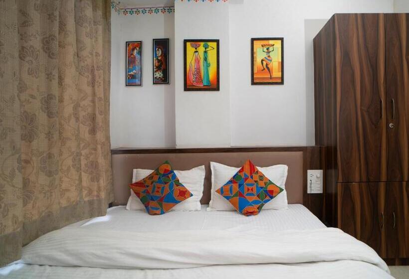 חדר דלוקס, Kareda Regency