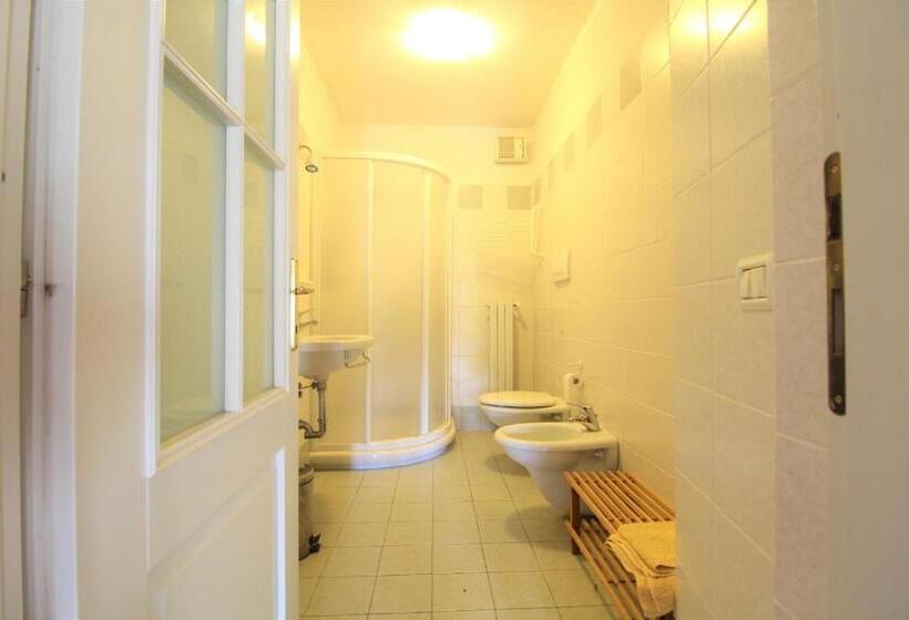 Студия Стандарт, Podere Delle Arti