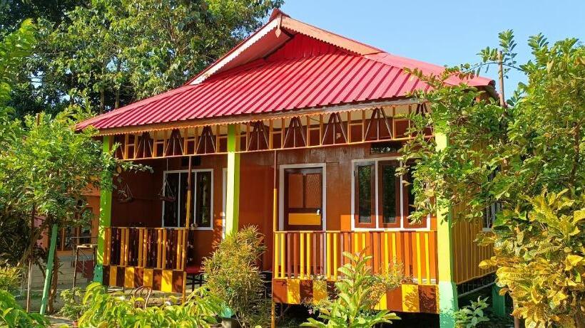 בקתת חדר, Prakriti Neerh