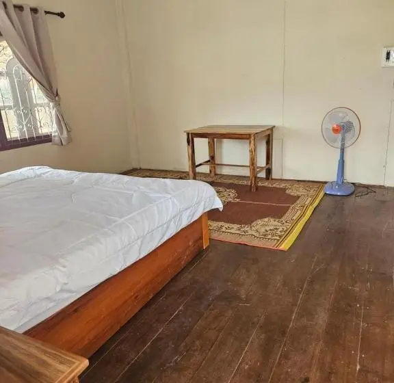 اتاق استاندارد با تخت بزرگ, Kai Lions International Hostel Paksong