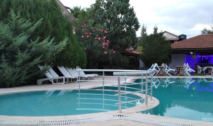 Семейный Номер, Nosi̇ Otel