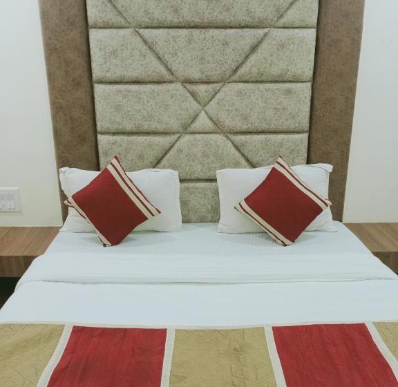 חדר סטנדרט, Happy Stay