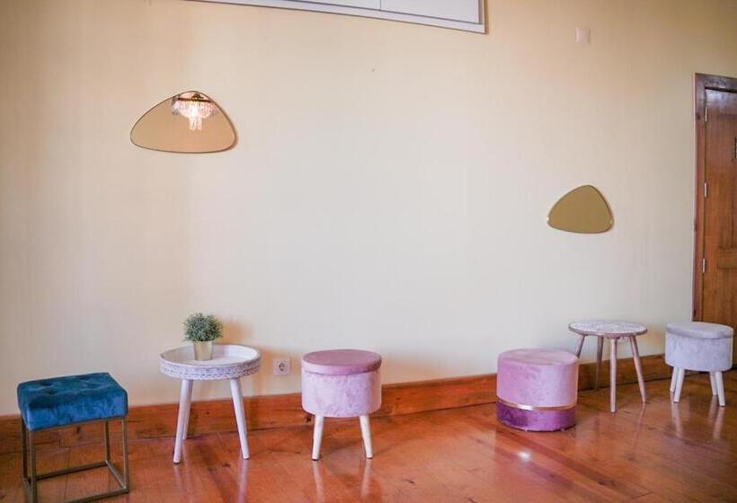 غرفة إقتصادية, Lx Factory Guest House