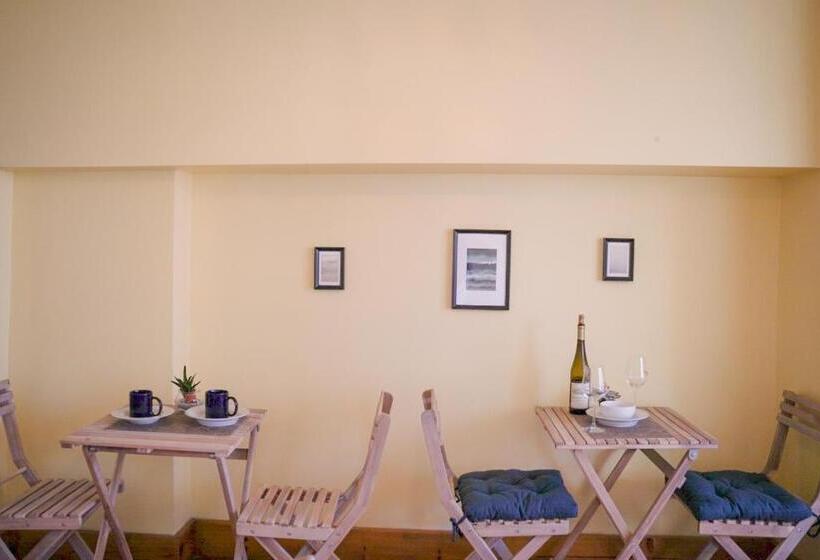 غرفة إقتصادية, Lx Factory Guest House