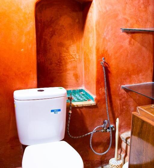 标准间, Riaad Hamad