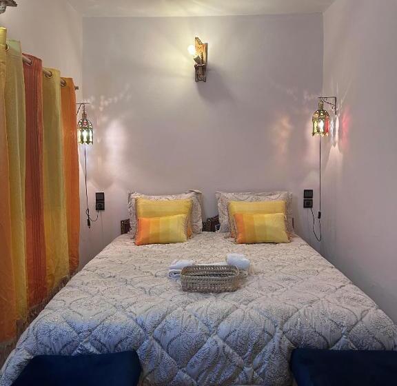 标准间, Riaad Hamad