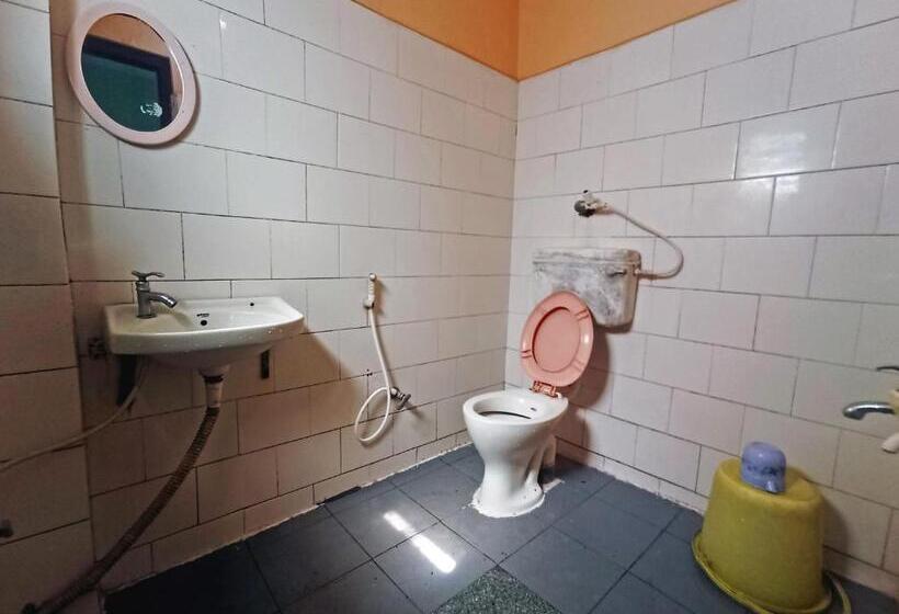 Номер Стандарт, Staymaker Hotel Shri Sai Ram