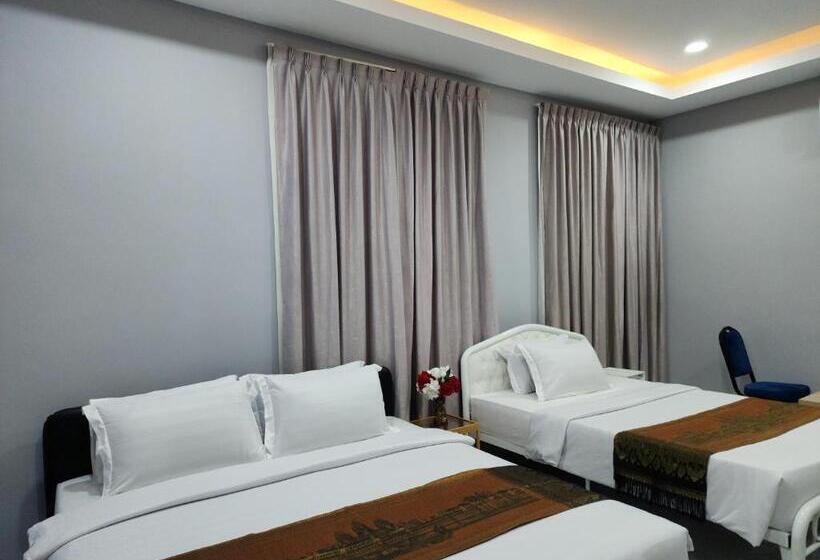 디럭스 트리플 룸, Bkk Concept