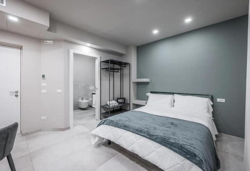 スタンダードスタジオ, Borgo Degli Ulivi