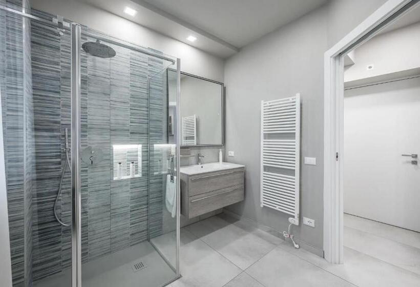 スタンダードスタジオ, Borgo Degli Ulivi