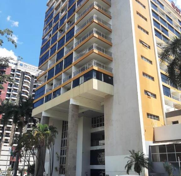 شقة سوبريور غرفة واحدة, Garvey Park