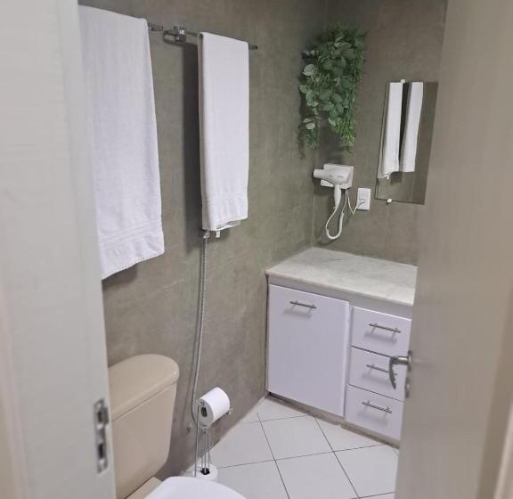 شقة سوبريور غرفة واحدة, Garvey Park