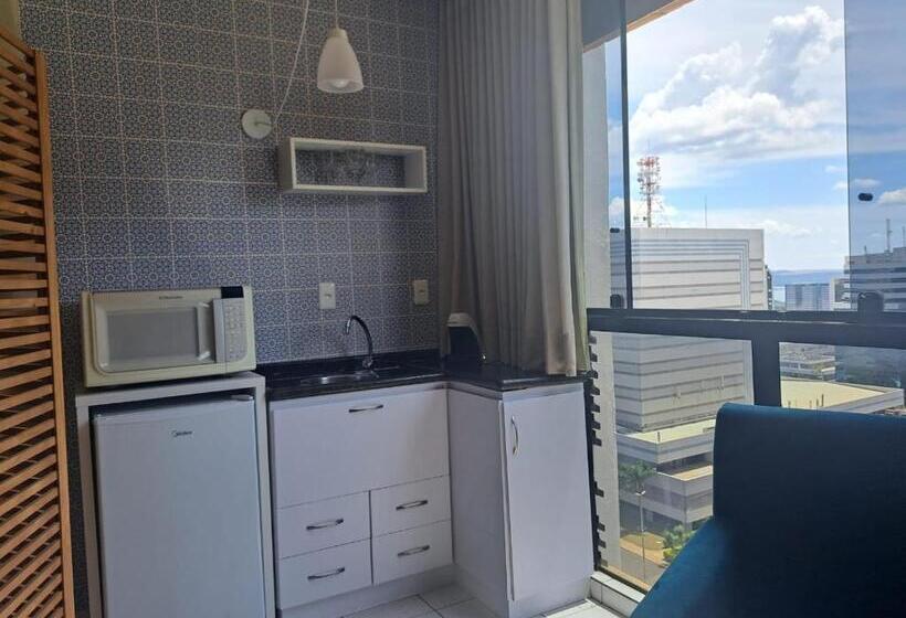 شقة سوبريور غرفة واحدة, Garvey Park