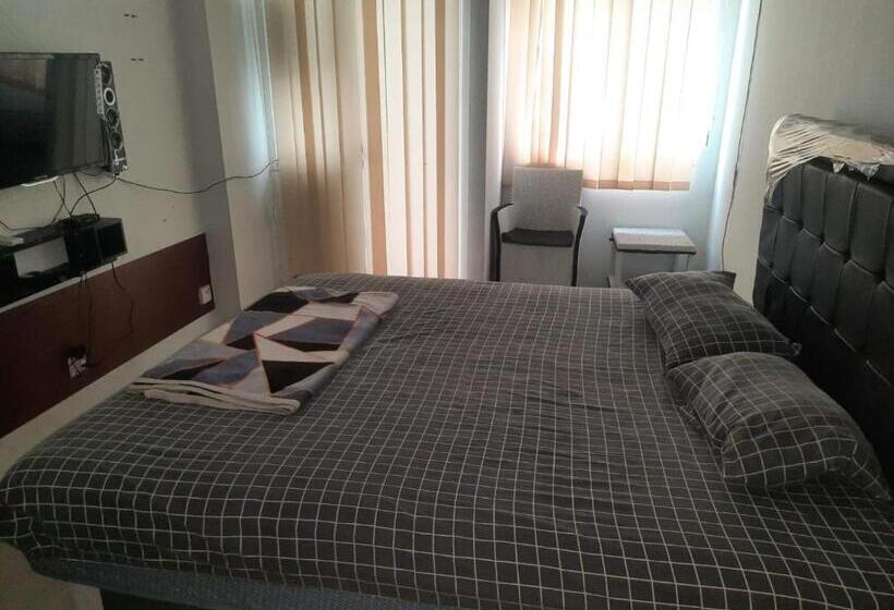 豪华房间, Collection O 93386 Apartemen Grand Sentraland By Mira