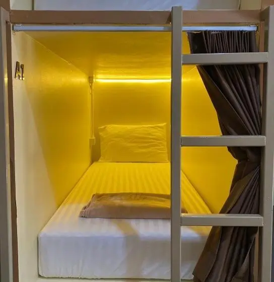Capsule, Longdoo Hostel
