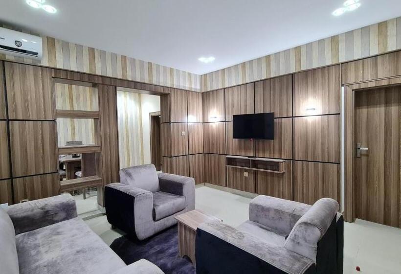 آپارتمان 1 خوابه, Dari Annex