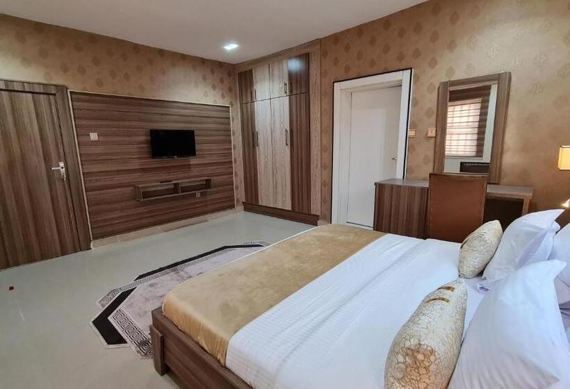 آپارتمان 1 خوابه, Dari Annex