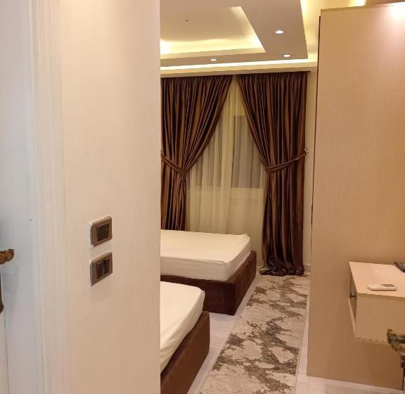 اتاق استاندارد با تراس, Grand Pyramids View Inn