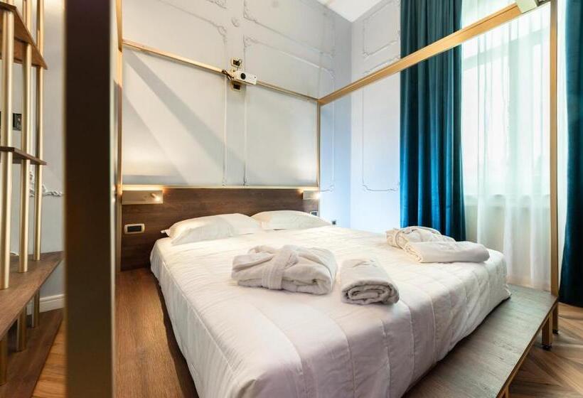 اتاق لوکس چهار تخته, Momento Soggiorno Di Charme