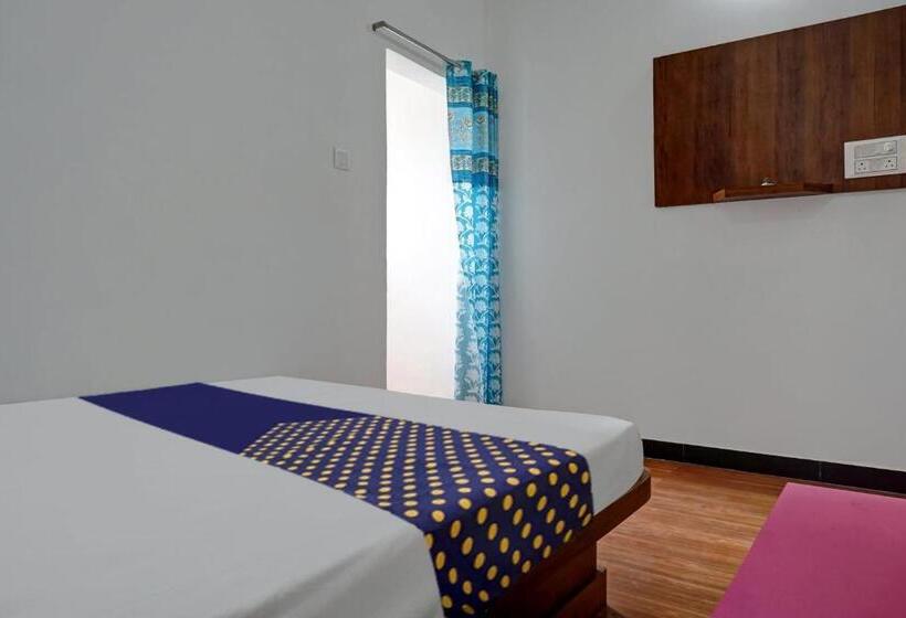 غرفة كلاسيكية ثلاثية, Spot On Diwanji Resort