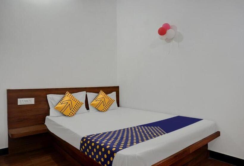 غرفة كلاسيكية ثلاثية, Spot On Diwanji Resort